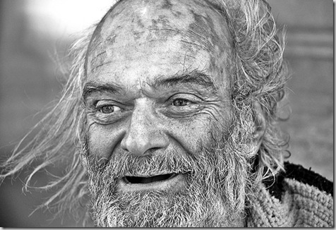 Su una faccia nota che fare il graffio